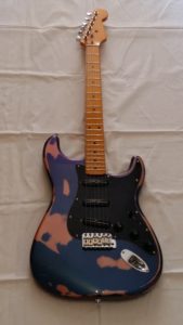 Super Strat Y.G. you guitar ciano/violet Harlequin red/green bettle scratch Finish